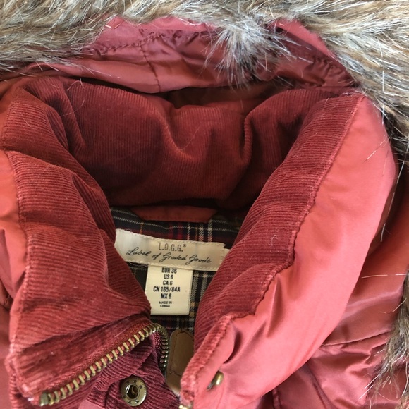 Vintage-Style Puffer Vest with Detachable Faux Fur Hood Size Small - Picture 6 of 6